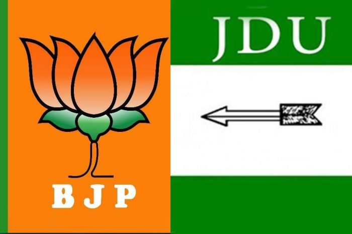 2012 में गठबंधन में रहते हुए BJP के नेता ने JDU का दामन थामा था